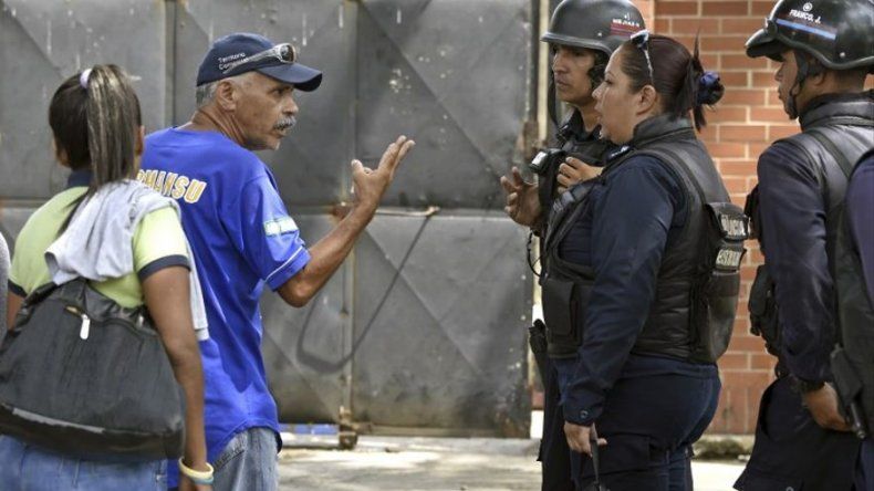 ONG venezolanas responsabilizan al Ejecutivo por los 68 muertos en comisaría