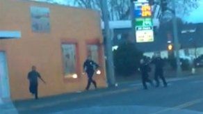 Muerte de mexicano aviva críticas por tiroteos en Washington