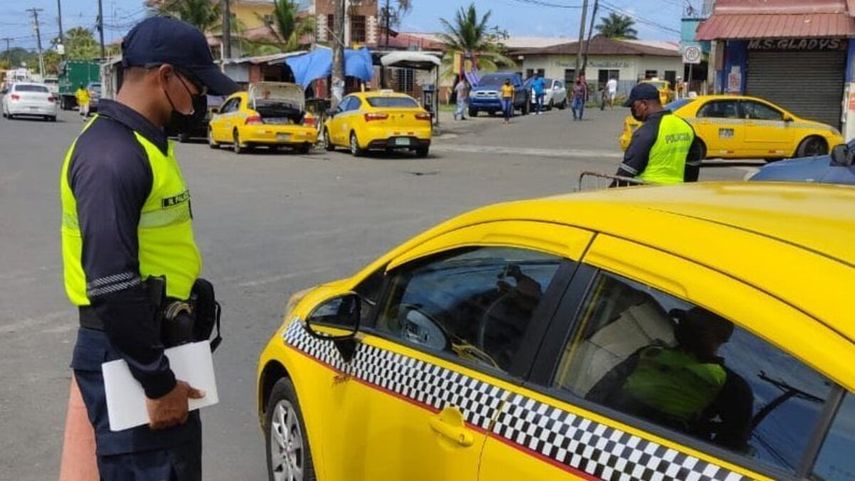 En días recientes una unidad de la Policía Nacional fue agredida por un taxista
