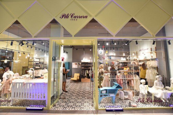 Pili Carrera reabre sus puertas en Panamá