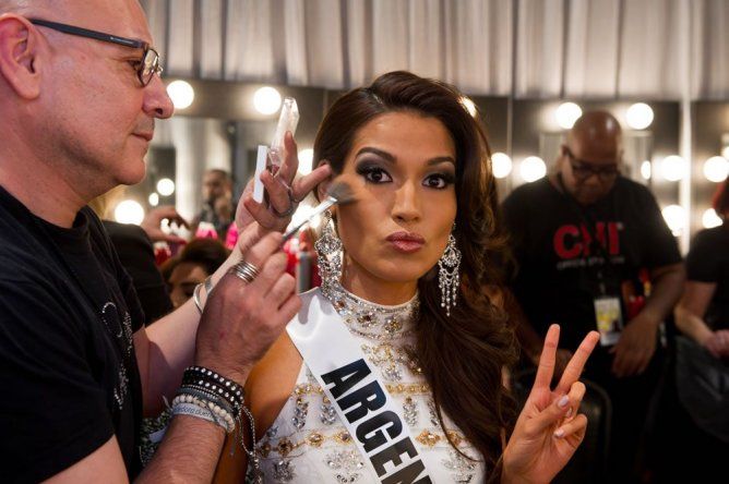 Backstage del show preliminar del Miss Univeso 2015