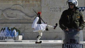 Grecia votarás más medidas de austeridad