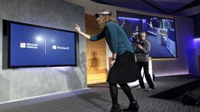 Microsoft venderá versión especial de HoloLens