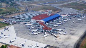 Colombia autoriza conexiones aéreas con Panamá