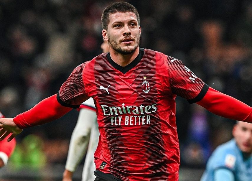 El AC Milan clasifica a cuartos de final de Copa Italia