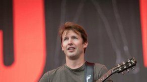 James Blunt ha encontrado un donante de riñón para su padre