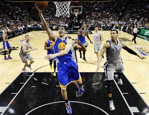 Warriors empató la serie a los Spurs