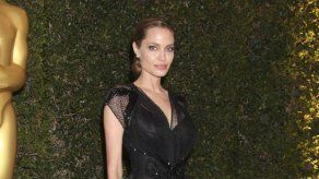 Angelina Jolie volverá a pasar por el quirófano