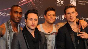 La banda británica Blue hace caja gracias a las bodas de sus fans rusos