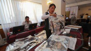 El recuento en Bolivia está previsto que se reanude tras volver la calma