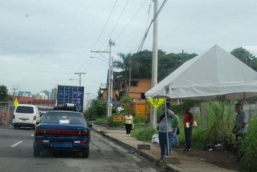 Exigen cronograma de trabajos sobre construcción de paradas