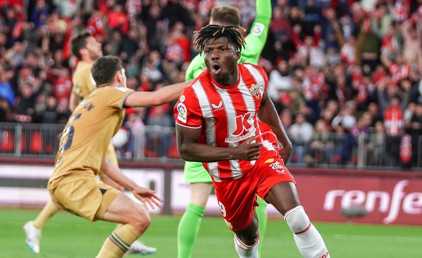 Barcelona cierra semana negativa con derrota ante Almería