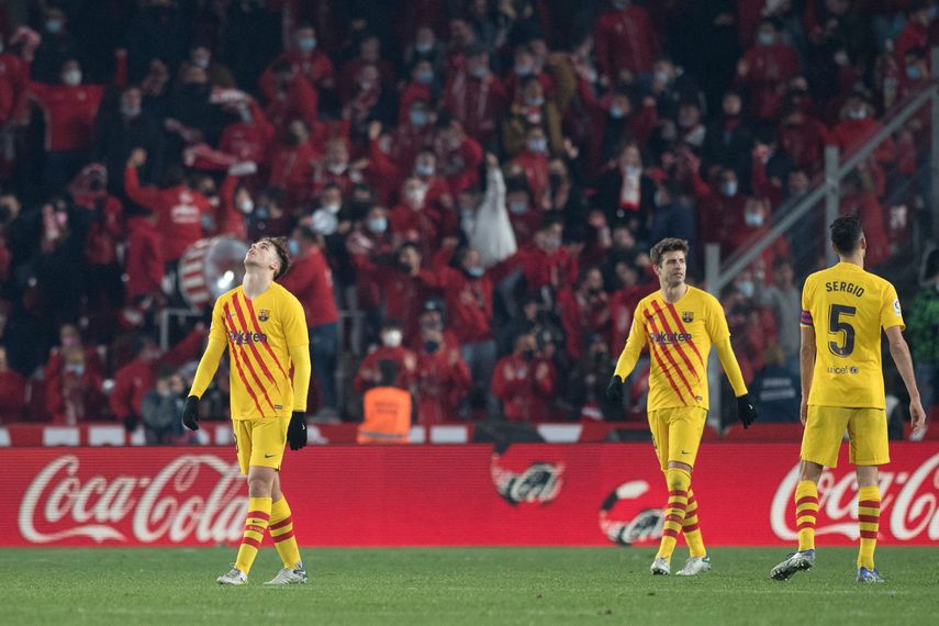 Barcelona tropieza con empate ante el Granada