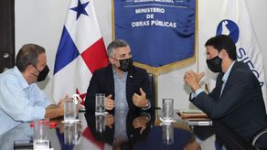 Ministro del MOP y administrador de la ATP sostienenreunión para actualizar el avance de proyectos delGabinete Turístico