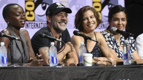 “Walking Dead” rinde homenaje a doble en la Comic-Con