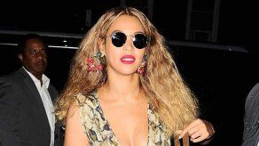 A Beyoncé no le gustó el vestido de novia que le hizo su madre