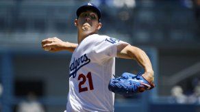 Buehler poncha a 11 en barrida de Dodgers sobre Marlins