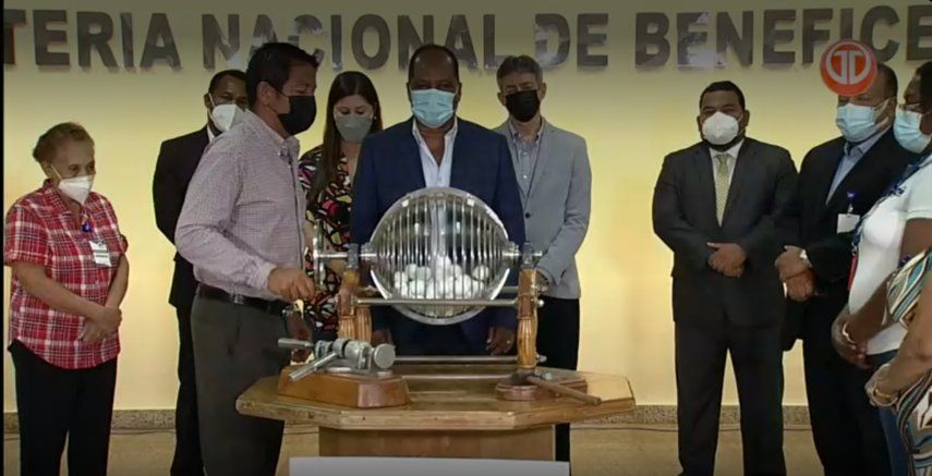 Recuerda que puedes seguir la lotería en vivo por Medcom Go y Telemetro EN DIRECTO.