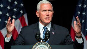 Pence llama a Hernández y exige respeto de Honduras a la soberanía de EE.UU