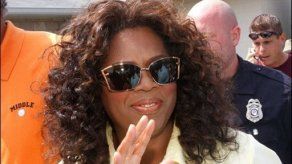 Demandan a Oprah por acusación de extorsión
