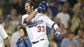Dodgers vencen a Diamondbacks en 11 innings