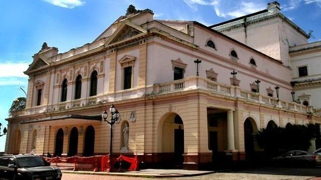 INAC realiza licitaciones para el Teatro Nacional y estima retomar Ciudad de las Artes