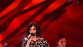 La artista Conchita Wust viste moda española