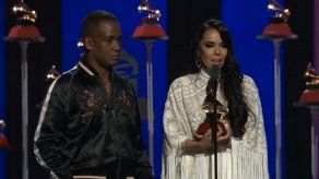 Beatriz Luengo durante su intervención en los Latin Grammys 2021.&nbsp;