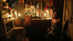 Los más vulnerables de Venezuela siguen a oscuras