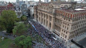 Marcha opositora en Argentina en defensa de la cuestionada Corte Suprema