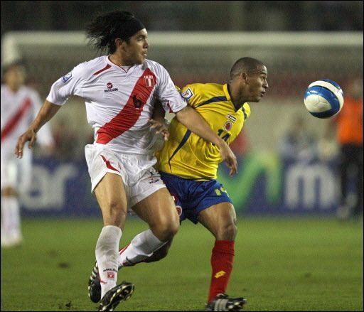 Perú resigna un empate ante Colombia
