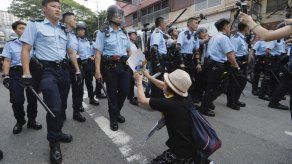 Protesta en Hong Kong contra comercios de China continental