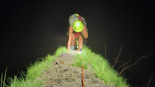 Rescatan a excursionista belga en Cerro Los Picachos Rescatan a excursionista belga en Cerro Los Picachos