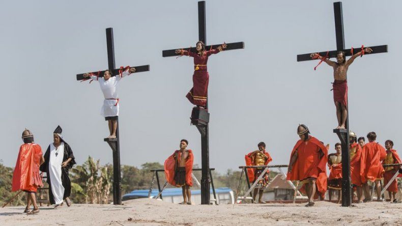 Crucifixiones en Filipinas por ritual de Viernes Santo