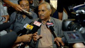 Primer presidente de República de Nepal presta juramento