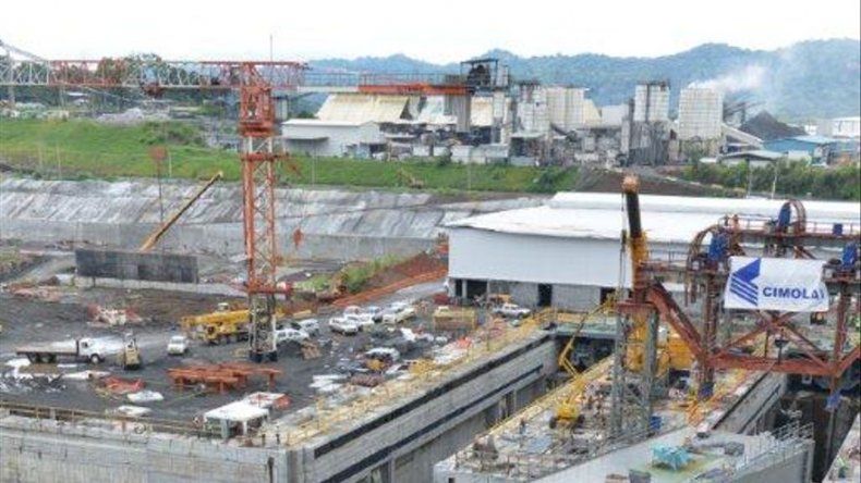 Instalarán última compuerta de la ampliación del Canal en el Atlántico