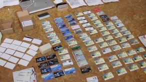 Desarticulan centro de falsificación de documentos y tarjetas de crédito en Calidonia