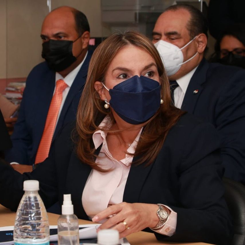 La ministra de Educación