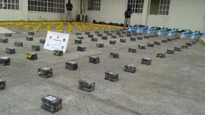 Policía de Colón incauta 300 kilos de cocaína