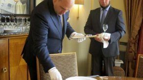 Exclusiva escuela en Bruselas forma mayordomos de lujo por 7.000 euros