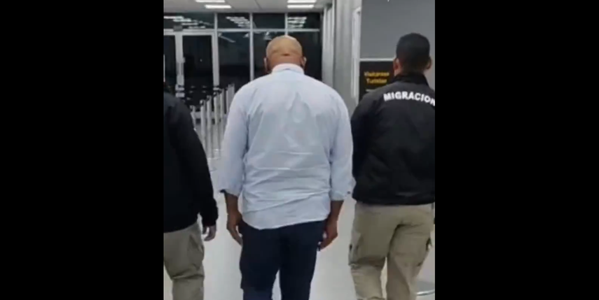 Migración Panamá impide entrada a ciudadano colombiano con antecedentes penales