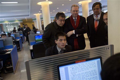 Presidente de Google visita universidad norcoreana