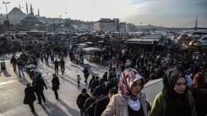 Turquía atribuye a la guerrilla kurda el atentado con 2 muertos en el sureste