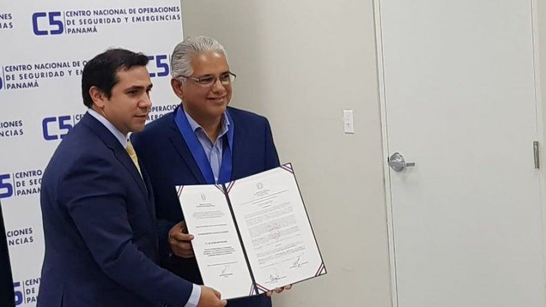 Otorgan título de Embajador de Paz y Seguridad al alcalde Blandón