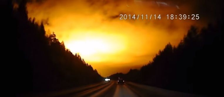 Una bola de fuego filmada en los Urales rusos apasiona a los internautas