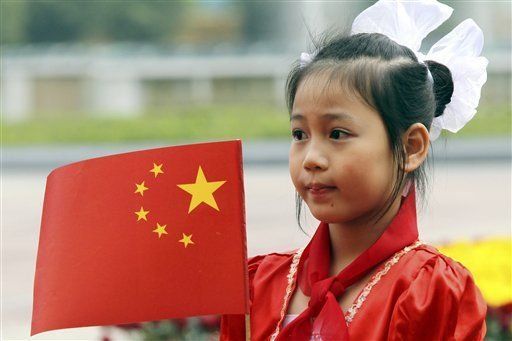 Detalle de Vietnam con bandera de China: sobró una estrella