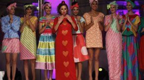 Modista Agatha Ruiz de la Prada presentará su nueva colección