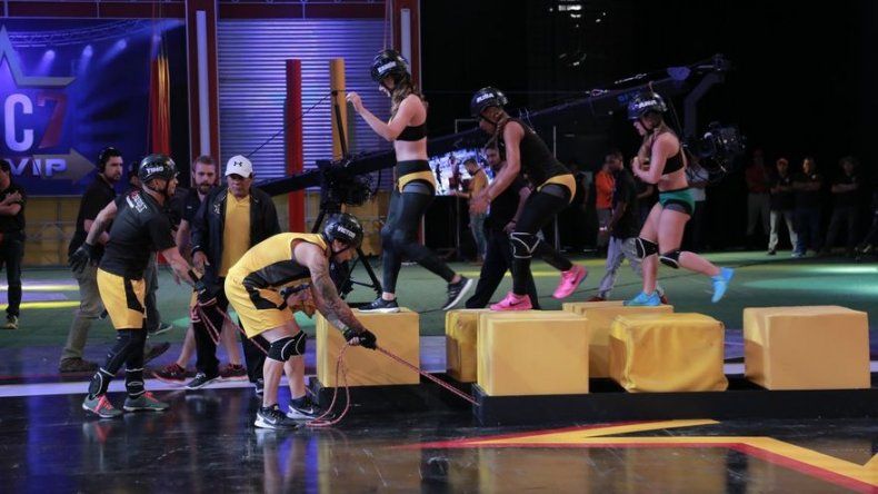 Amarillos se imponen en 4ta competencia de C7VIP