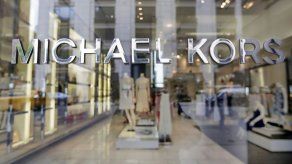 Michael Kors compra Versace por 2.000 millones de dólares