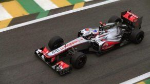 Button marca mejor tiempo en último libre; Vettel segundo